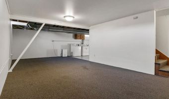 701 E LONGVIEW Dr, Appleton, WI 54911