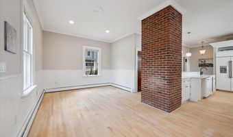 75 W Broadway, Bangor, ME 04401
