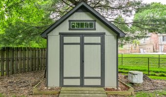 8230 Hill Gail Dr, Indianapolis, IN 46217
