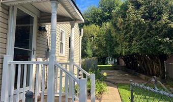 302 College Dr, Allentown, PA 18104