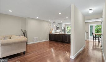3714 MOUNT AIREY Ln, Annandale, VA 22003