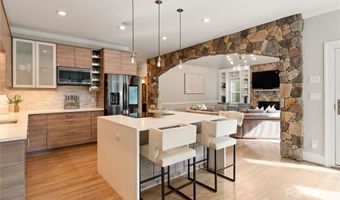 4208 Black Sycamore Dr, Charlotte, NC 28226