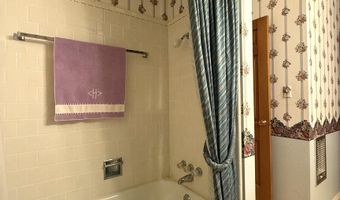 1812 Briscoe Ave, Artesia, NM 88210