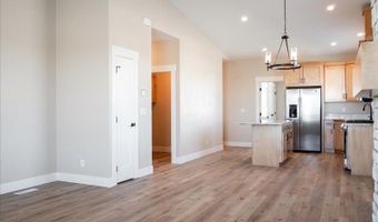 320 Lakeview Blvd, American Falls, ID 83211