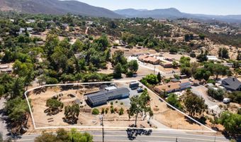2855 N Victoria Dr, Alpine, CA 91901