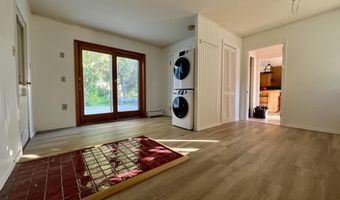 59 Cedar St, Belfast, ME 04915