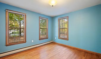 1234 Essex St, Bangor, ME 04401