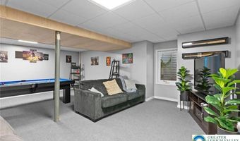 312 Redclover Ln, Allentown, PA 18104