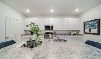 22302 E 38th Pl, Aurora, CO 80019