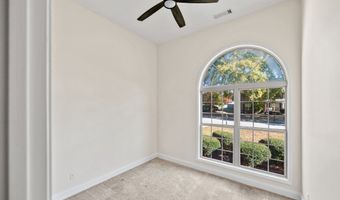 738 York View Dr, Auburn, GA 30011