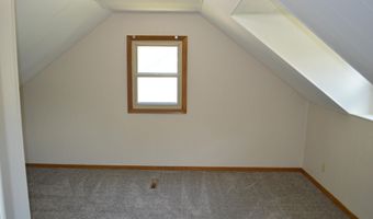 718 S Harlan St, Algona, IA 50511