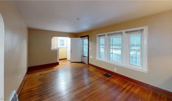 1525 Brown St, Akron, OH 44301