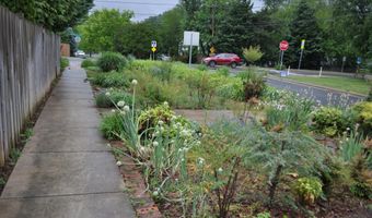 6000 GREENTREE Rd, Bethesda, MD 20817