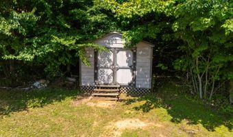 498 Broad Br, Bakersville, NC 28705