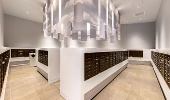 987 Queen St 2100, Honolulu, HI 96814