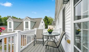 27 Haverhill Rd B, Amesbury, MA 01913