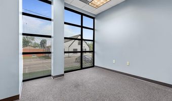 174 Clarkson Rd, Ballwin, MO 63011