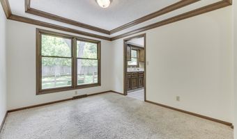 6843 Glacier Dr, Indianapolis, IN 46217