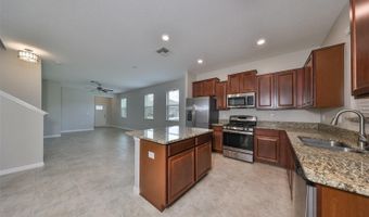 6328 LANTERN VIEW Pl, Apollo Beach, FL 33572