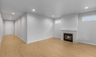 20402 150th St E, Bonney Lake, WA 98391