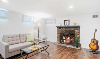 71 Reservoir Ave, Andover, NJ 07801