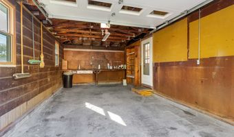 1835 Homeworth Rd, Alliance, OH 44601
