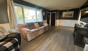 35 Garden Cir, Babbitt, MN 55706