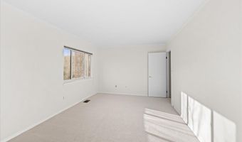 4619 MAYHUNT Ct, Alexandria, VA 22312