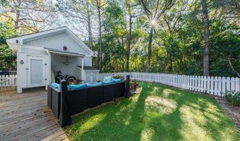 7 Red Bay Ct, Bald Head Island, NC 28461