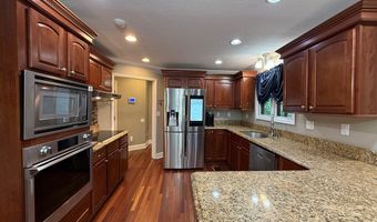 940 Daniels Crk, Banner, KY 41603