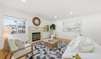 141 California St H, Arcadia, CA 91006