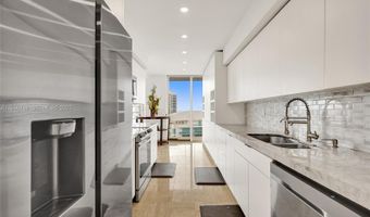 19355 Turnberry Way 26E, Aventura, FL 33180