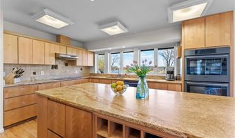 1711 W Church Rd, Alden, WI 54026
