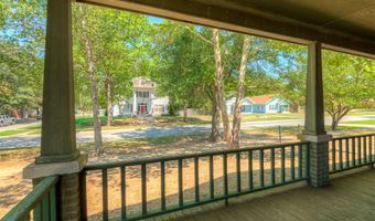 822 Stanley Ave, Ardmore, OK 73401