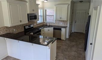 9715 KINGLET Dr, Baton Rouge, LA 70809