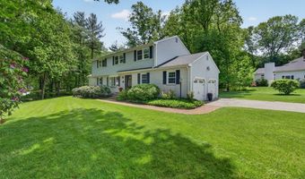 28 Algonquin Ave, Andover, MA 01810