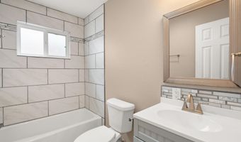 8114 Pickard Ave NE, Albuquerque, NM 87110