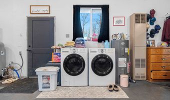 3760 EARLY Ln, Abrams, WI 54101