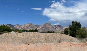 9 Lassen St, Blue Diamond, NV 89004