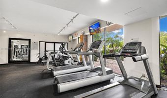 3300 NE 191st St 1007, Aventura, FL 33180