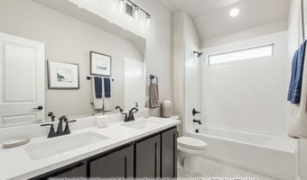 216 Navajo Trl, Alvarado, TX 76009