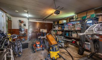 1614 Wolverine St, Anchorage, AK 99504