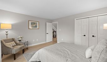 5190 BEDLINGTON Ter, Alexandria, VA 22304