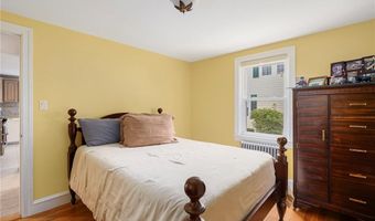 12 Hagen Ave, Cranston, RI 02920