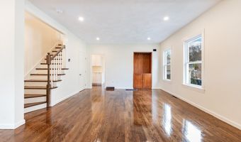 2-4 Brechin Ter, Andover, MA 01810