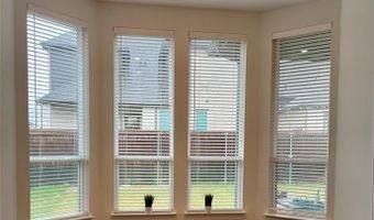 801 Pemberton Dr, Anna, TX 75409