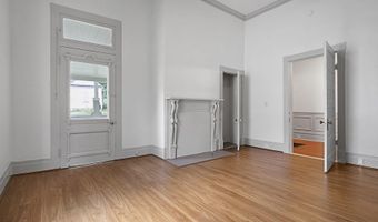 135 Holmes St, Barnesville, GA 30204