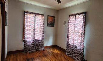 805 E 5th St, Atlantic, IA 50022