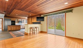 180 Ross Hill Rd, Charlestown, RI 02813