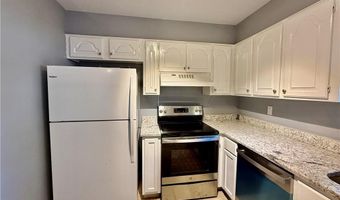 11 Mellor Ln, Bella Vista, AR 72715